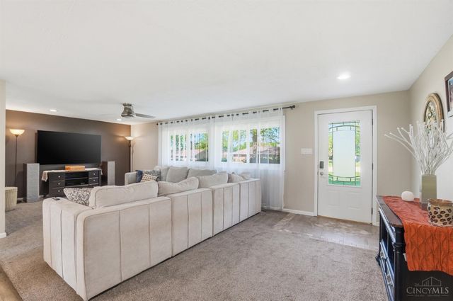 9226 Stephanie Street, Centerville, OH 45458