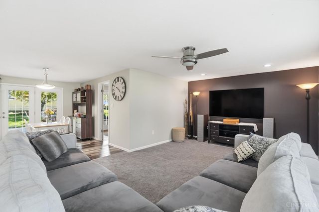 9226 Stephanie Street, Centerville, OH 45458
