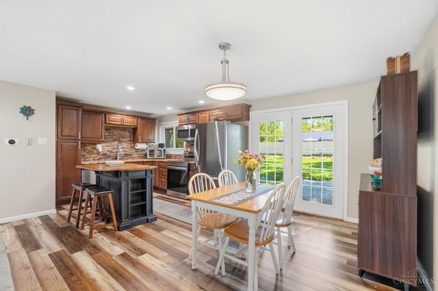 9226 Stephanie Street, Centerville, OH 45458