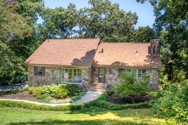 1107 River Hills Drive, Chattanooga, TN 37415