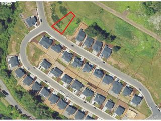 35481 VALLEY VIEW Dr 83, St Helens, OR 97051