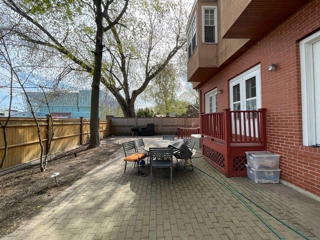 155 Amory St 155, Brookline, MA 02446