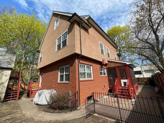 155 Amory St 155, Brookline, MA 02446