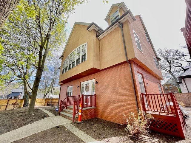 155 Amory St 155, Brookline, MA 02446