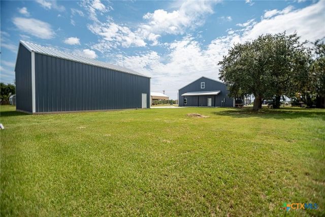 2062 W Harrison Avenue, Port O'connor, TX 77982