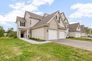 1867 Woodland WAY #421-4, Slinger, WI 53086