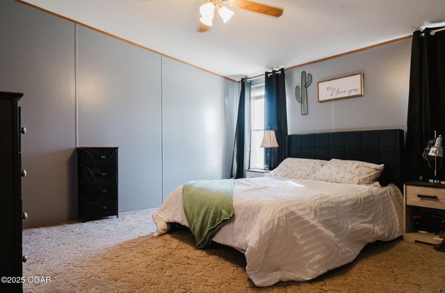 21228 Lawrence 2230, Aurora, MO 65605