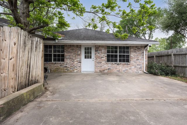 2538 Oday Road A, Pearland, TX 77581
