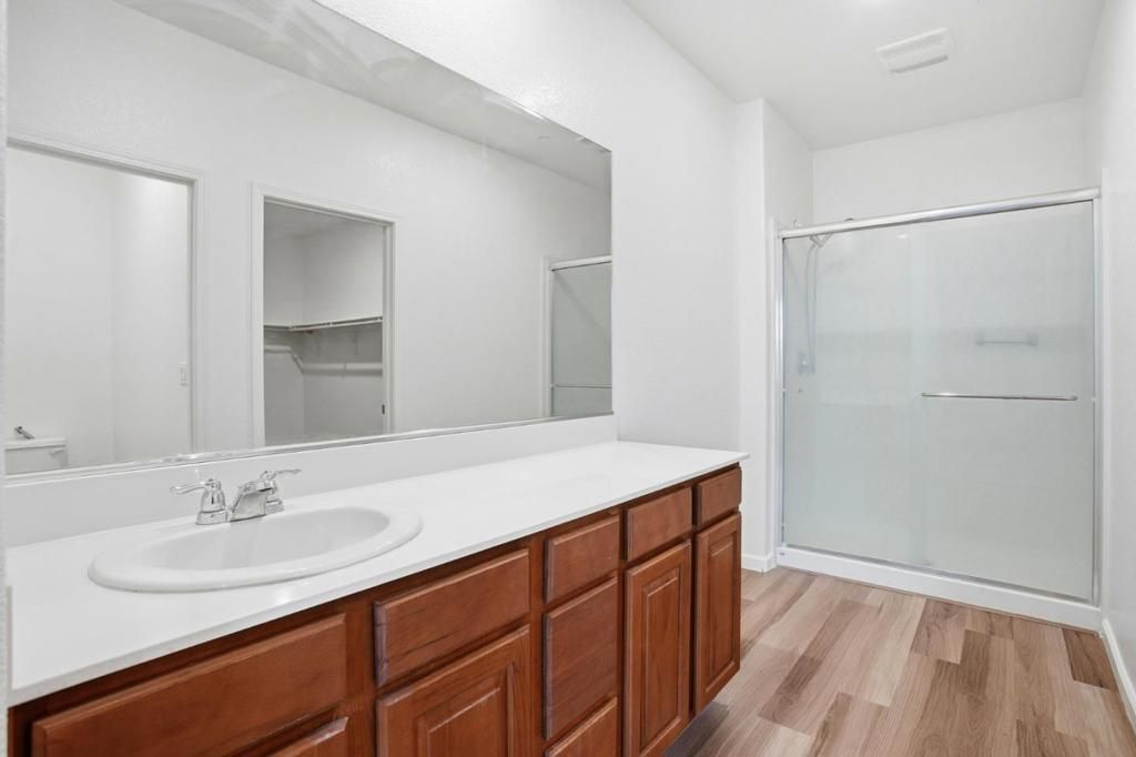 Image 14 of property listing at 5717 Harcrest Drive, Linda, CA 95901