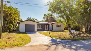 5279 Stratford CT, Cape Coral, FL 33904