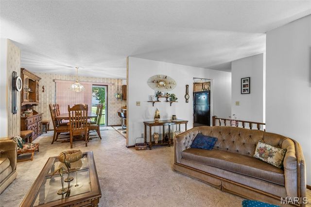 449 Oak Street, Ste Genevieve, MO 63670