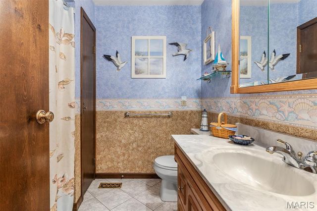 449 Oak Street, Ste Genevieve, MO 63670