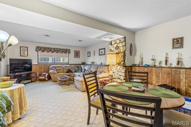 449 Oak Street, Ste Genevieve, MO 63670