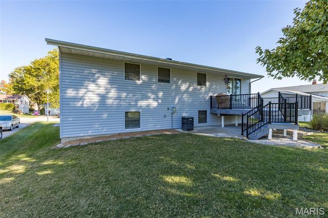 449 Oak Street, Ste Genevieve, MO 63670