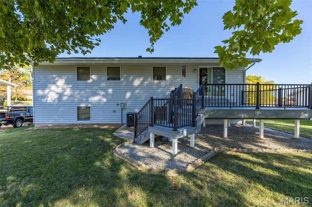 449 Oak Street, Ste Genevieve, MO 63670