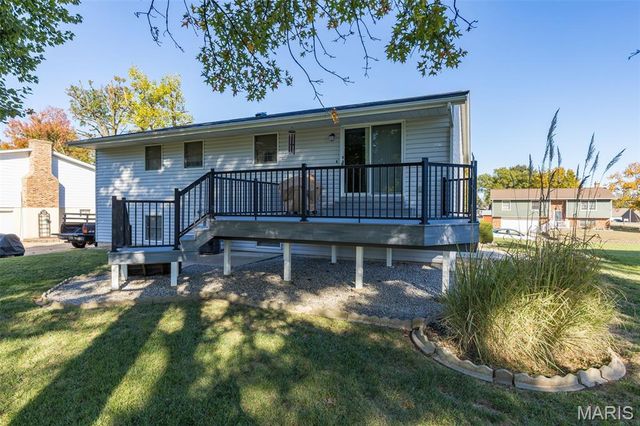 449 Oak Street, Ste Genevieve, MO 63670