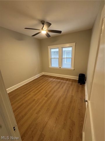 3327 Bradford Road, Cleveland Heights, OH 44118