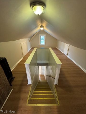 3327 Bradford Road, Cleveland Heights, OH 44118