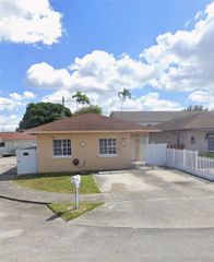1353 W 30th St, Hialeah, FL 33012