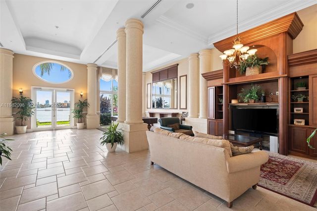 17125 N Bay Road 3312, Sunny Isles Beach, FL 33160