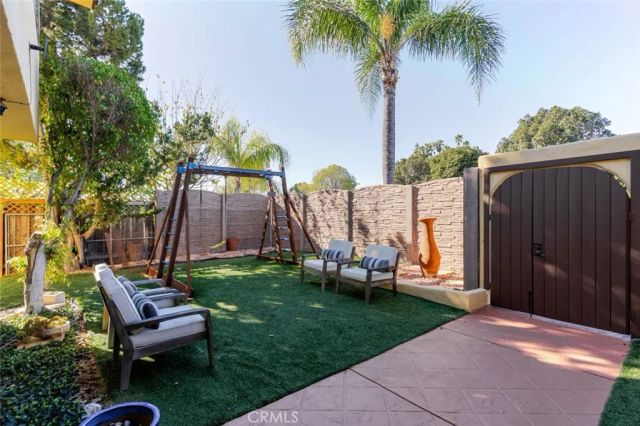 6022 Maury Avenue, Woodland Hills, CA 91367