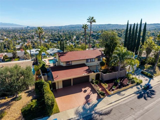 6022 Maury Avenue, Woodland Hills, CA 91367