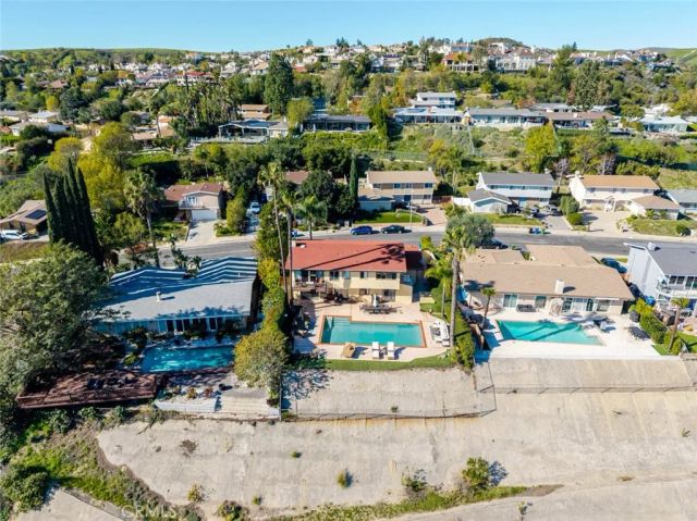 6022 Maury Avenue, Woodland Hills, CA 91367