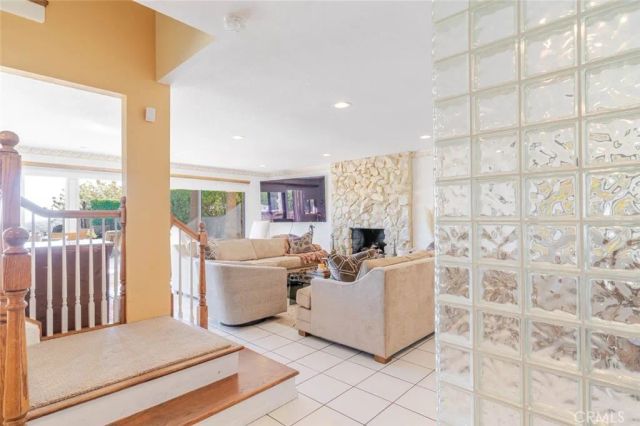 6022 Maury Avenue, Woodland Hills, CA 91367