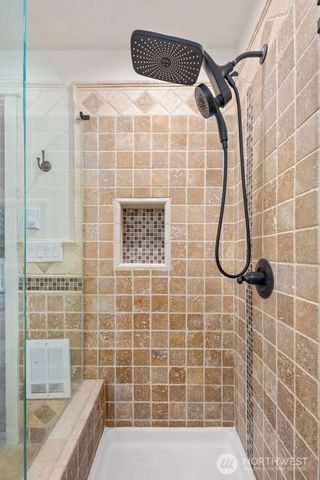 153 221st Avenue NE, Sammamish, WA 98074
