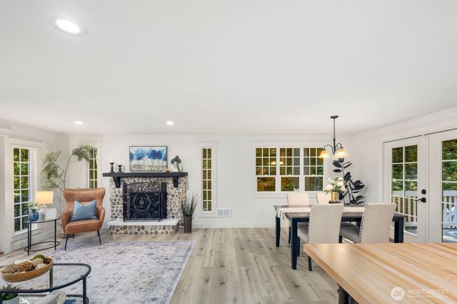 153 221st Avenue NE, Sammamish, WA 98074