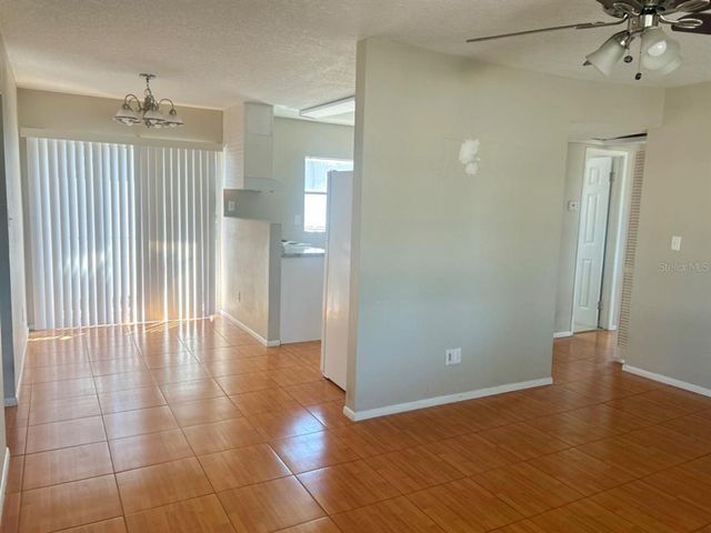 3851 72ND STREET N, St Petersburg, FL 33709