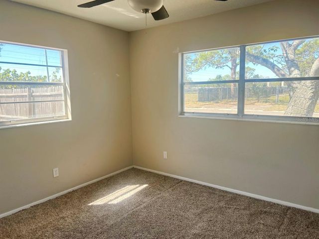 3851 72ND STREET N, St Petersburg, FL 33709