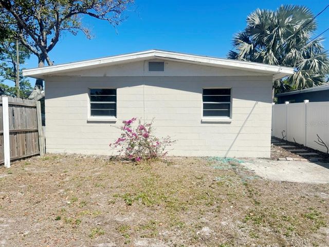 3851 72ND STREET N, St Petersburg, FL 33709
