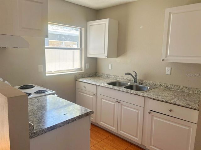 3851 72ND STREET N, St Petersburg, FL 33709