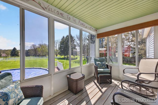 1328 Greenly Street, Jamestown Twp, MI 49426