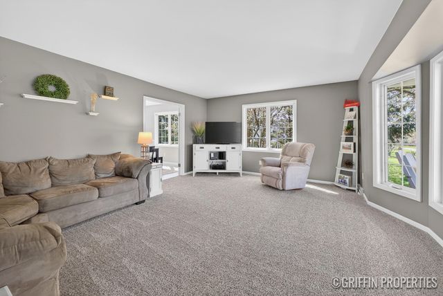 1328 Greenly Street, Jamestown Twp, MI 49426