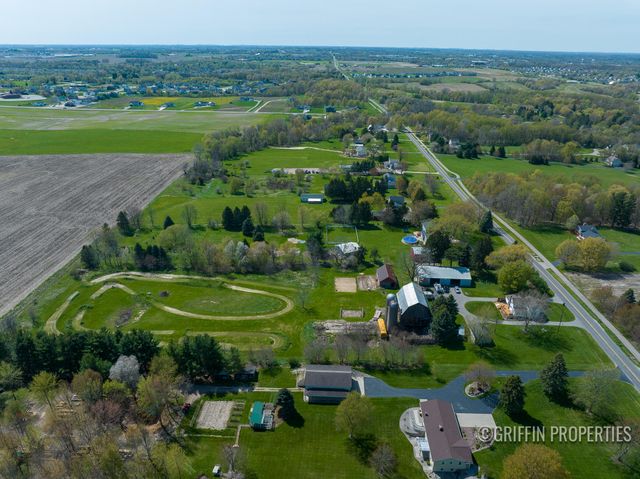 1328 Greenly Street, Jamestown Twp, MI 49426