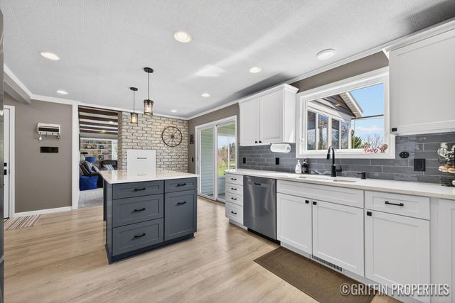 1328 Greenly Street, Jamestown Twp, MI 49426