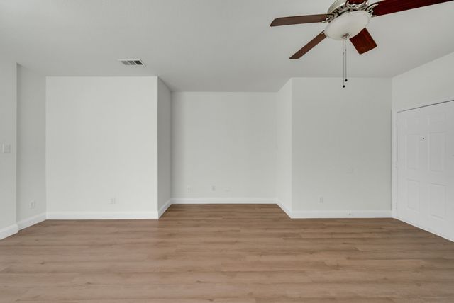9810 Walnut Hill Drive, Providence Village, TX 76227