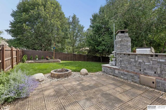 10409 Newport Avenue, Omaha, NE 68122