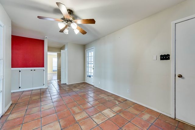 3002 Moss Ave, Midland, TX 79701