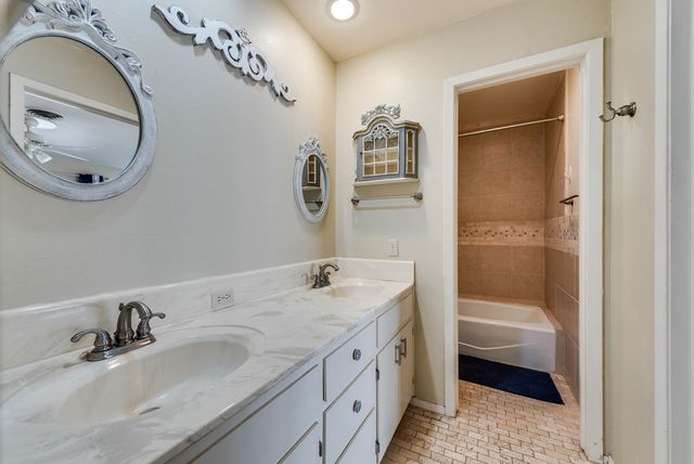 3002 Moss Ave, Midland, TX 79701