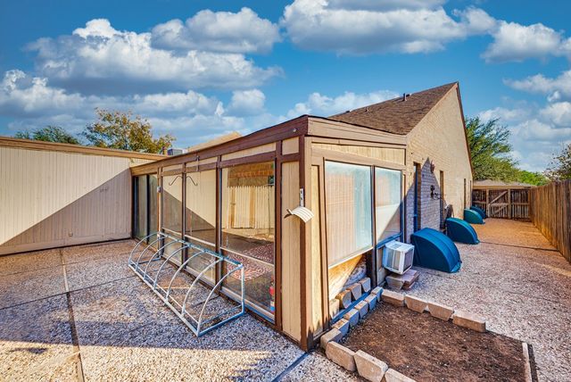 3002 Moss Ave, Midland, TX 79701