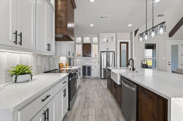 556 County Road 4875 Street, Celeste, TX 75423