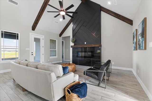 556 County Road 4875 Street, Celeste, TX 75423