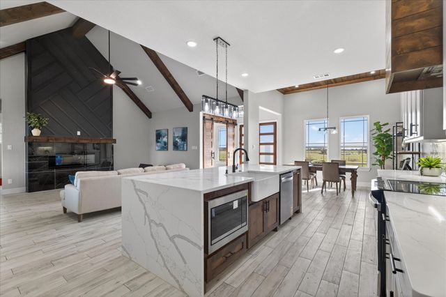 556 County Road 4875 Street, Celeste, TX 75423