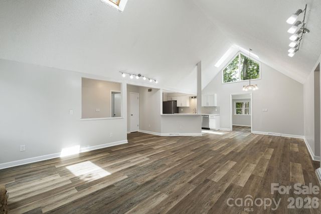 35 Golden Oaks Lane, Fletcher, NC 28732