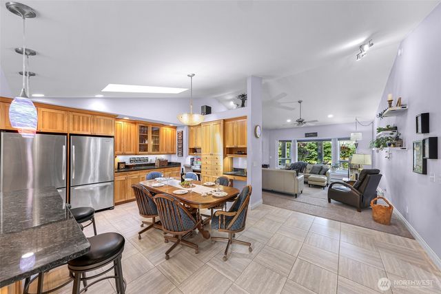 599 Loomis Trail Road, Lynden, WA 98264