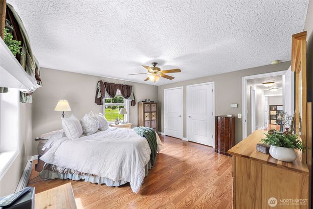 599 Loomis Trail Road, Lynden, WA 98264