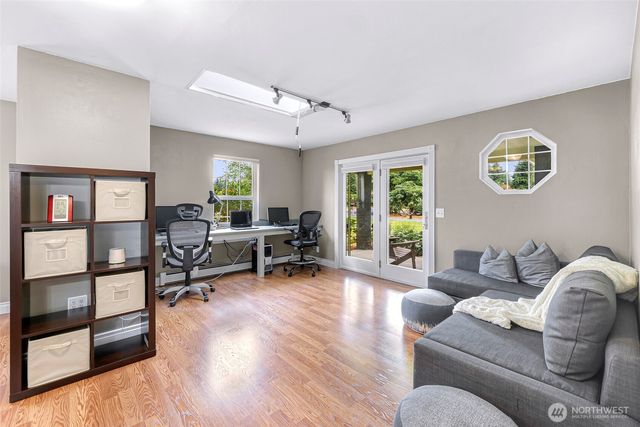 599 Loomis Trail Road, Lynden, WA 98264